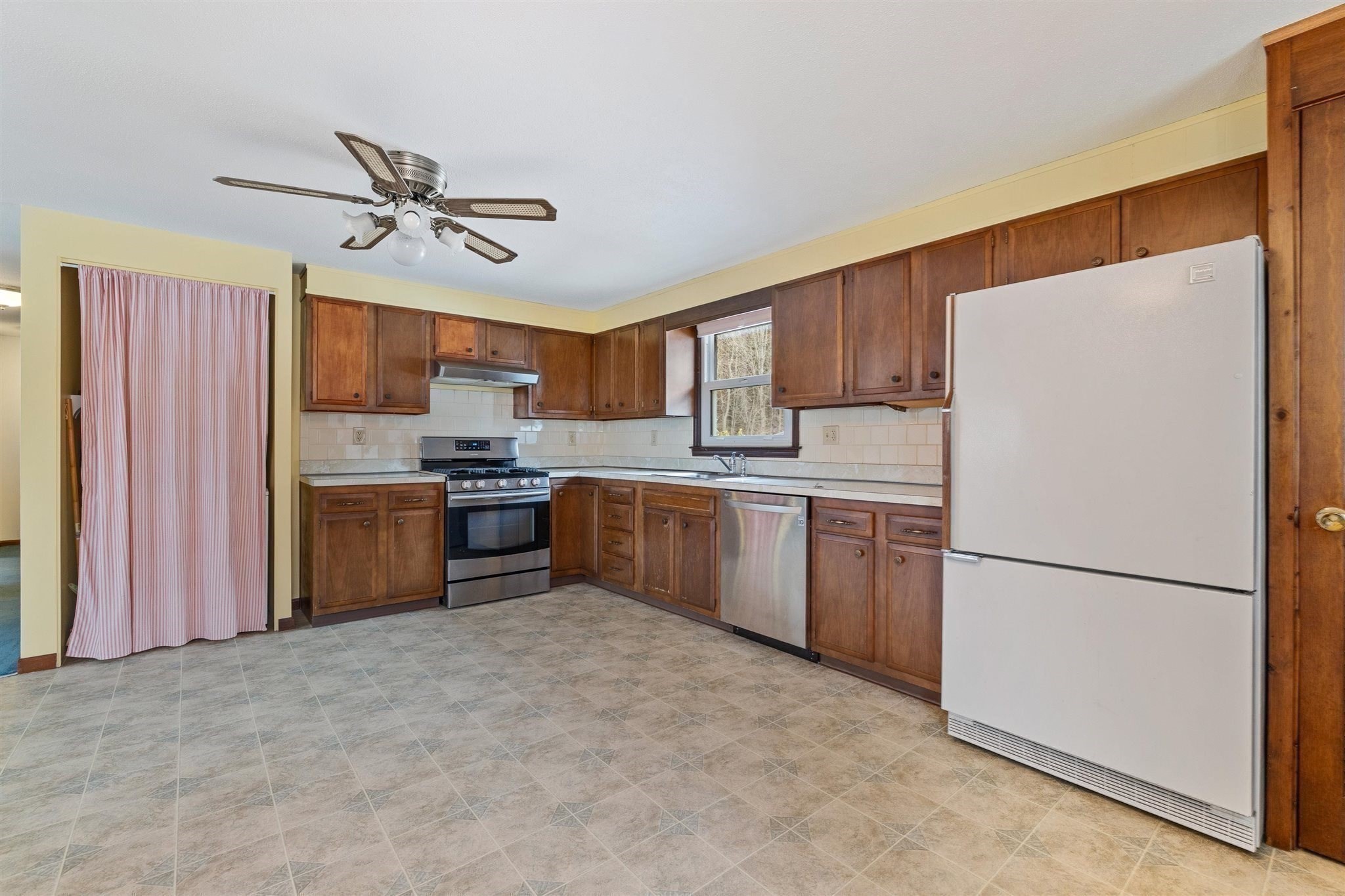 8 Cider Mill Rd, North Brookfield, MA 01535 - Image 10