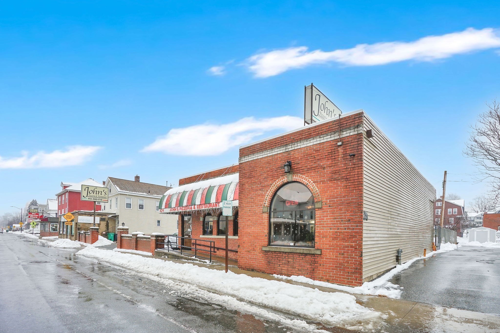 420 Front St, Chicopee, MA 01013