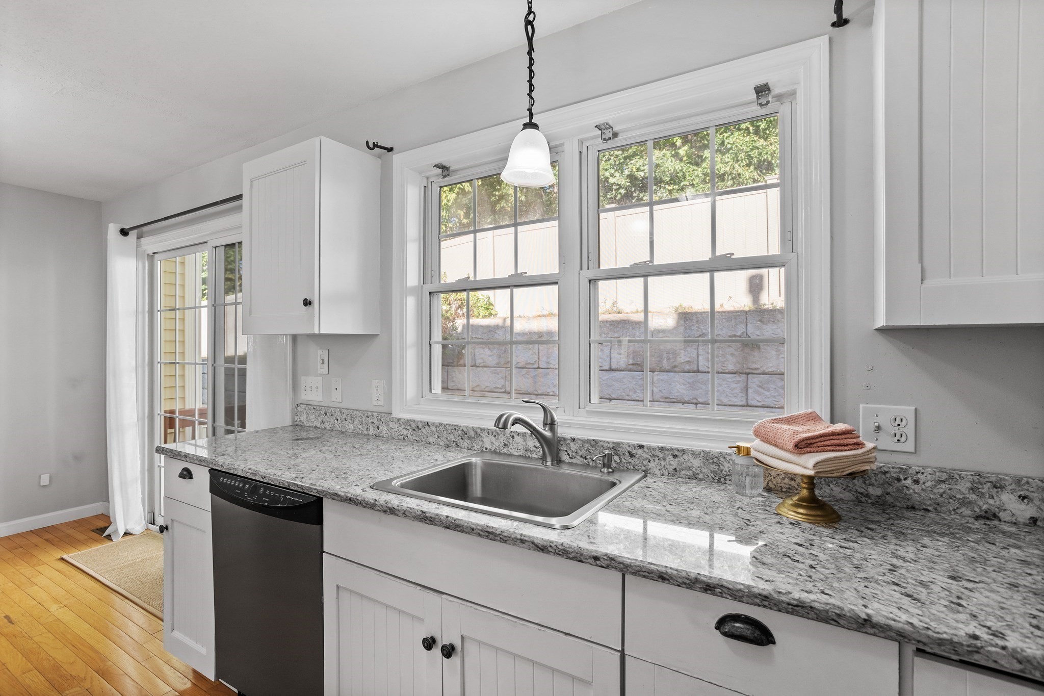 1401 Pawtucket Boulevard Unit 10, Lowell, MA 01854 - Image 9