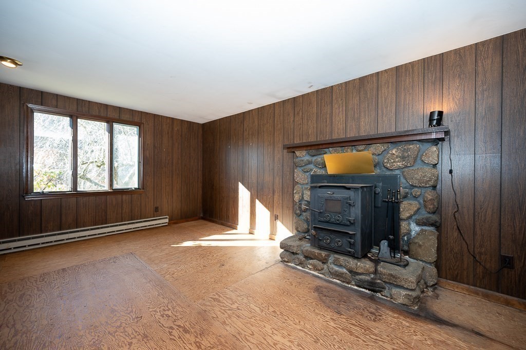 31 Cemetery St, Mendon, MA 01756 - Image 11