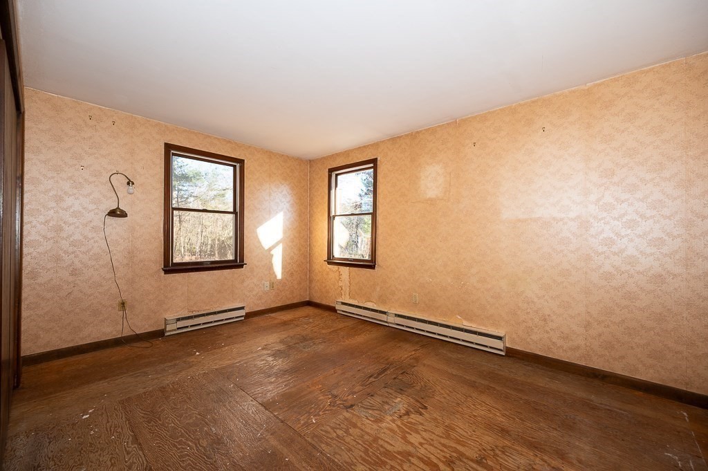 31 Cemetery St, Mendon, MA 01756 - Image 17