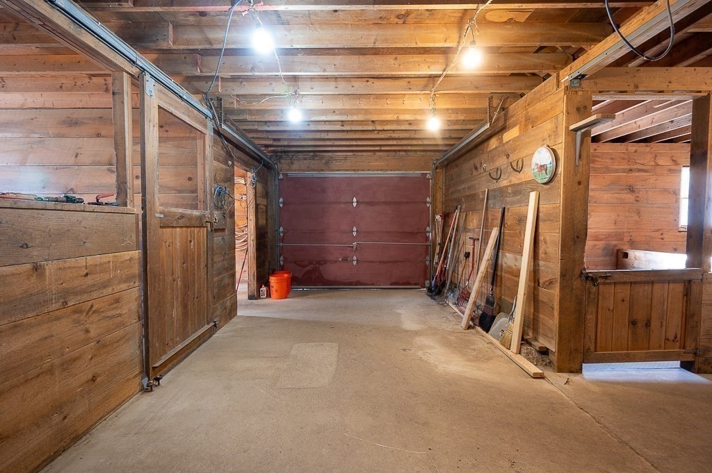 31 Cemetery St, Mendon, MA 01756 - Image 24