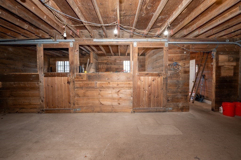 31 Cemetery St, Mendon, MA 01756 - Image 26