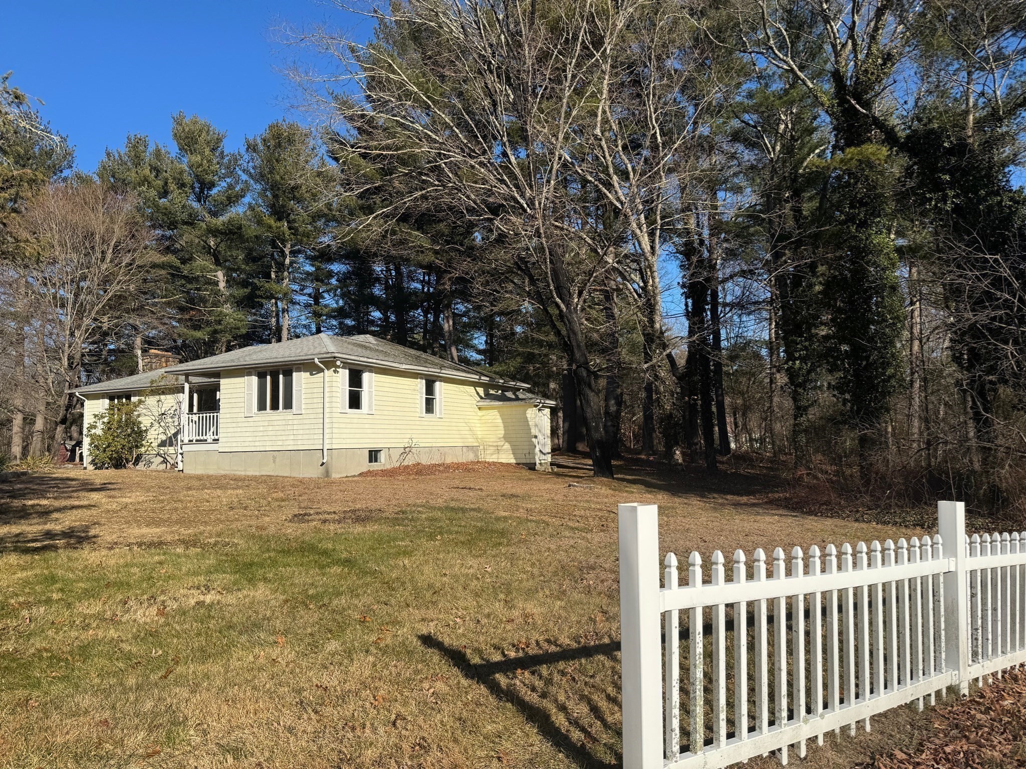 31 Cemetery St, Mendon, MA 01756 - Image 4