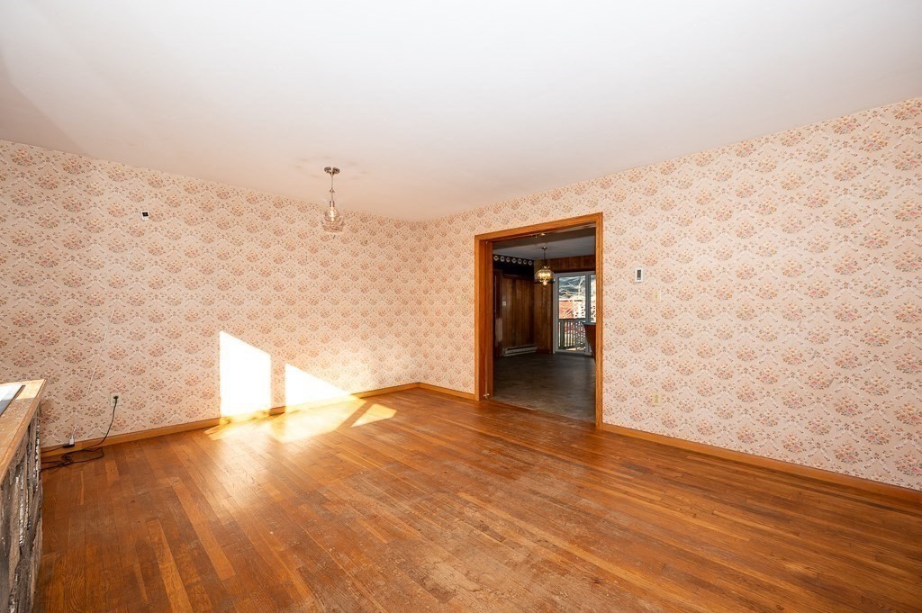 31 Cemetery St, Mendon, MA 01756 - Image 9