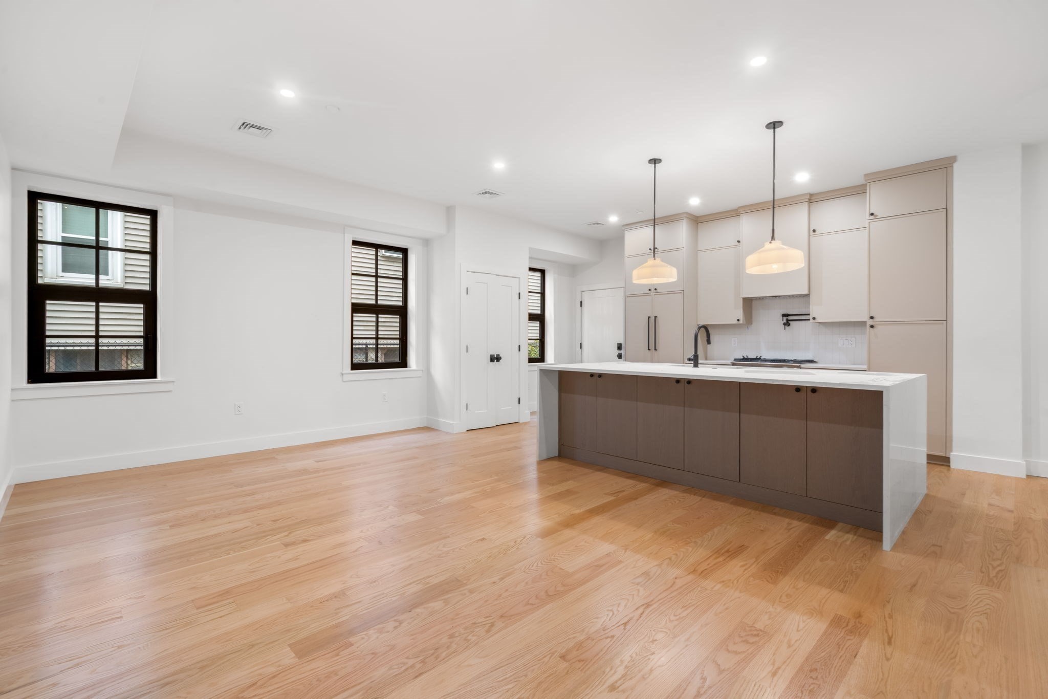 33 Pearl St. Unit 1, Dorchester, Boston, MA 02125 - Image 6