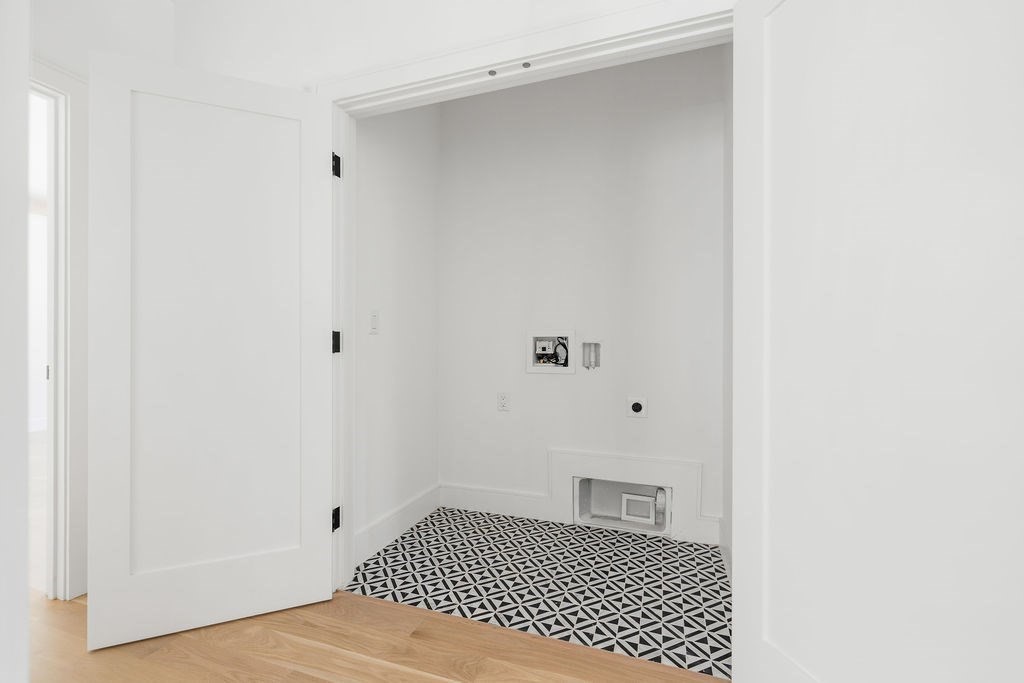 1597 Centre St. Unit 1597, Newton, MA 02461 - Image 31