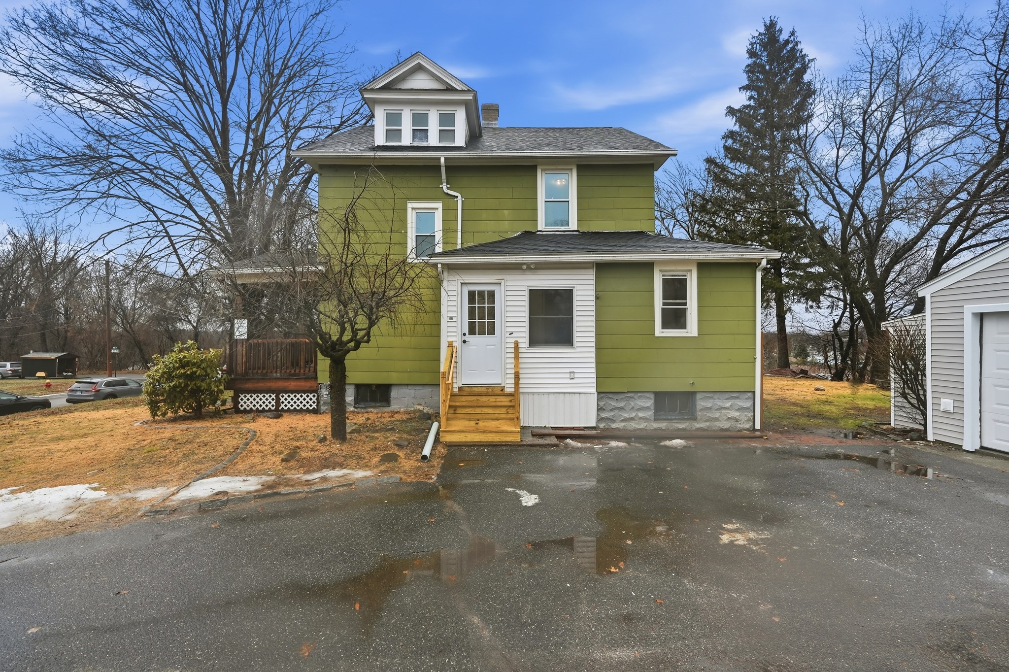 30 Butler Ave, Chicopee, MA 01020 - Image 25