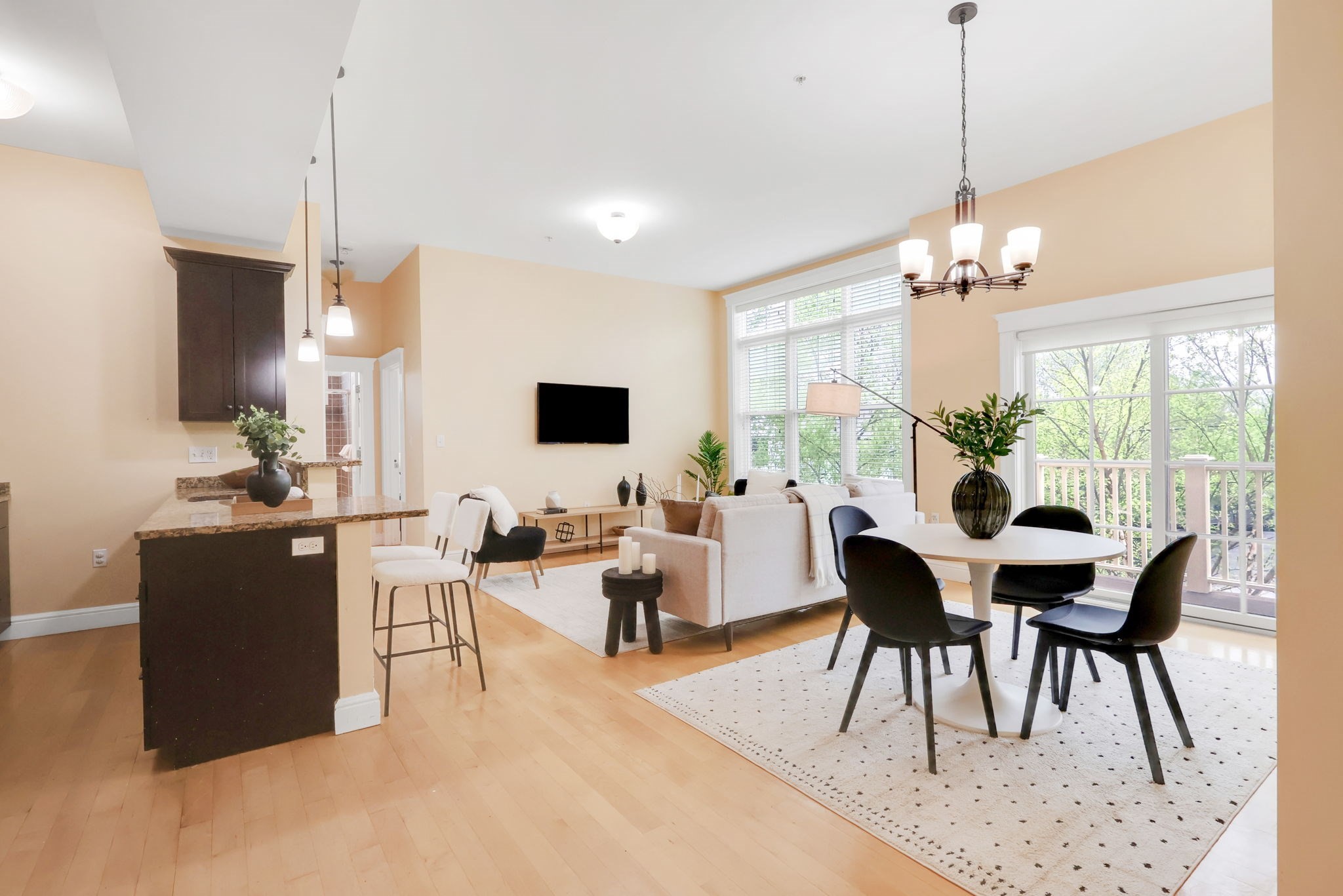 61 Bolton St Unit 304, Cambridge, MA 02140