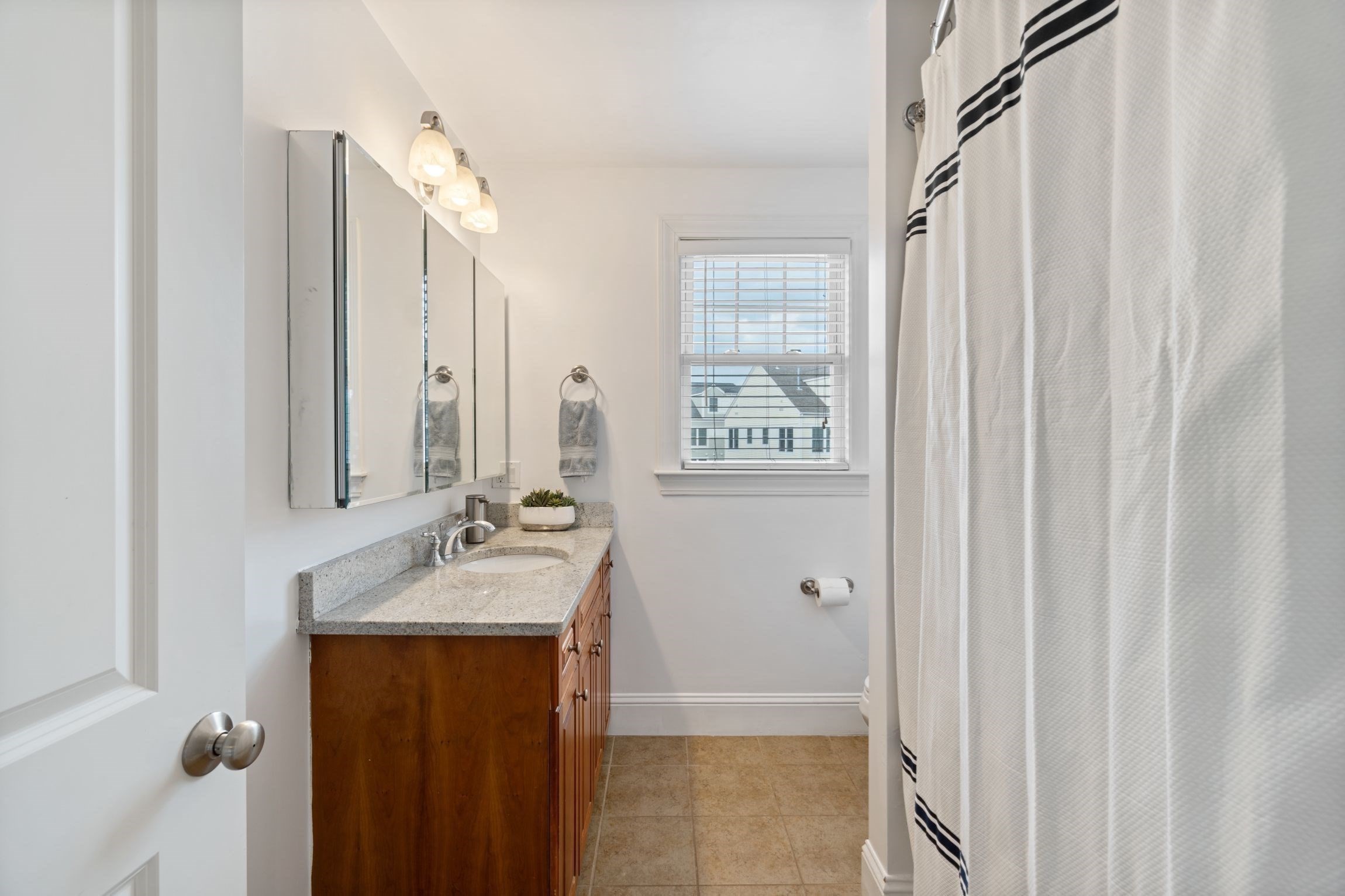 859 Adams Unit 859, Dorchester, Boston, MA 02124 - Image 23