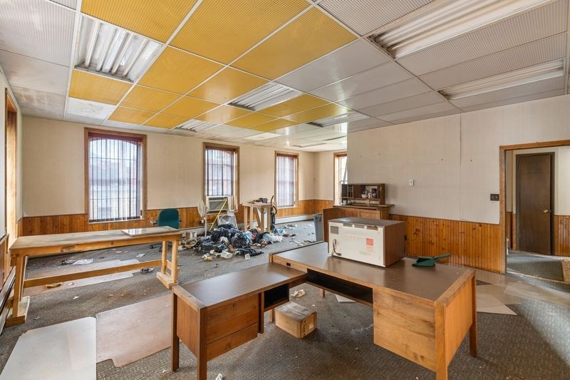 35 Lower Grape St, Chicopee, MA 01013 - Image 11