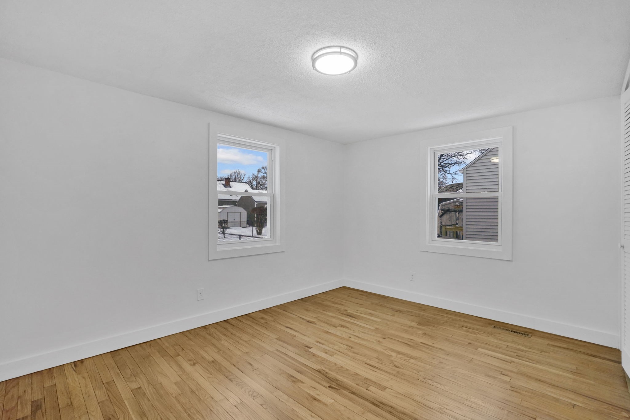 38 Tyrone St, Springfield, MA 01104 - Image 18