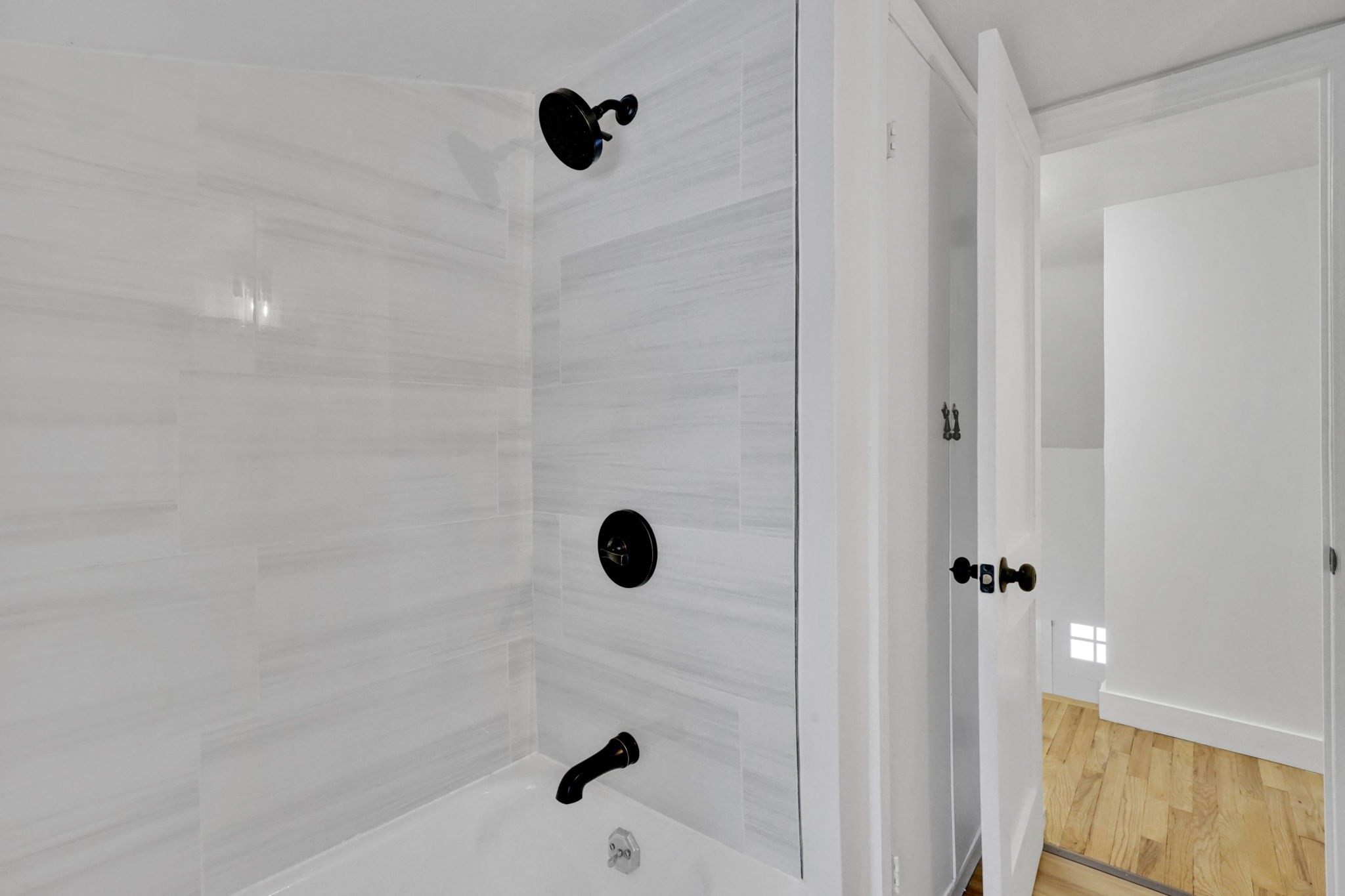 38 Tyrone St, Springfield, MA 01104 - Image 23