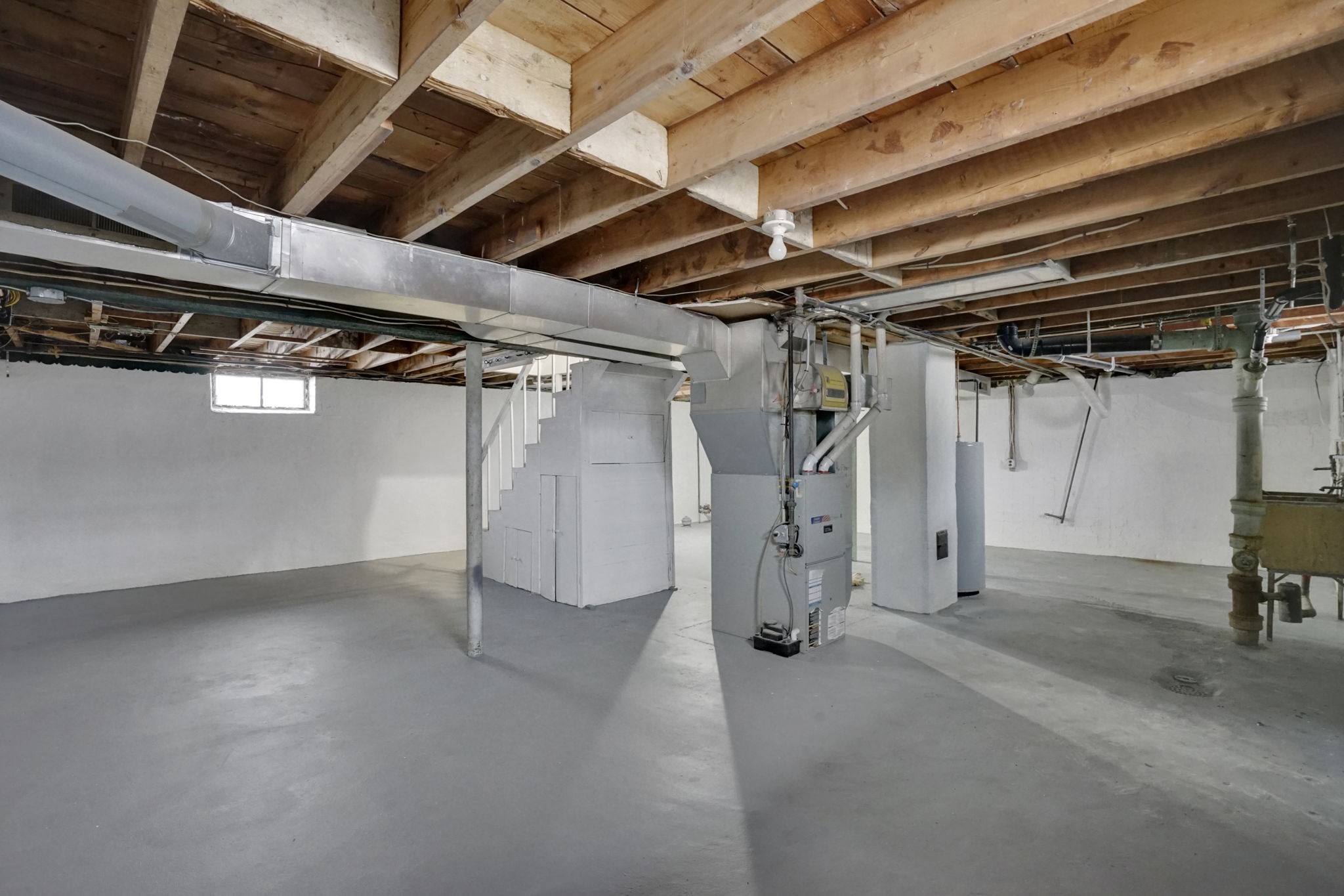 38 Tyrone St, Springfield, MA 01104 - Image 30