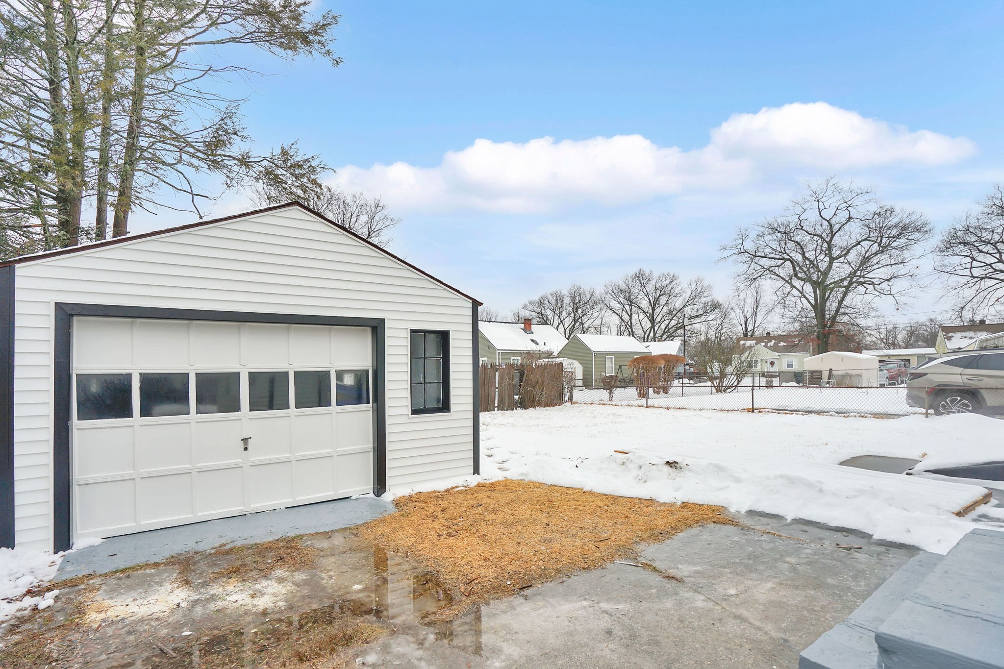 38 Tyrone St, Springfield, MA 01104 - Image 4