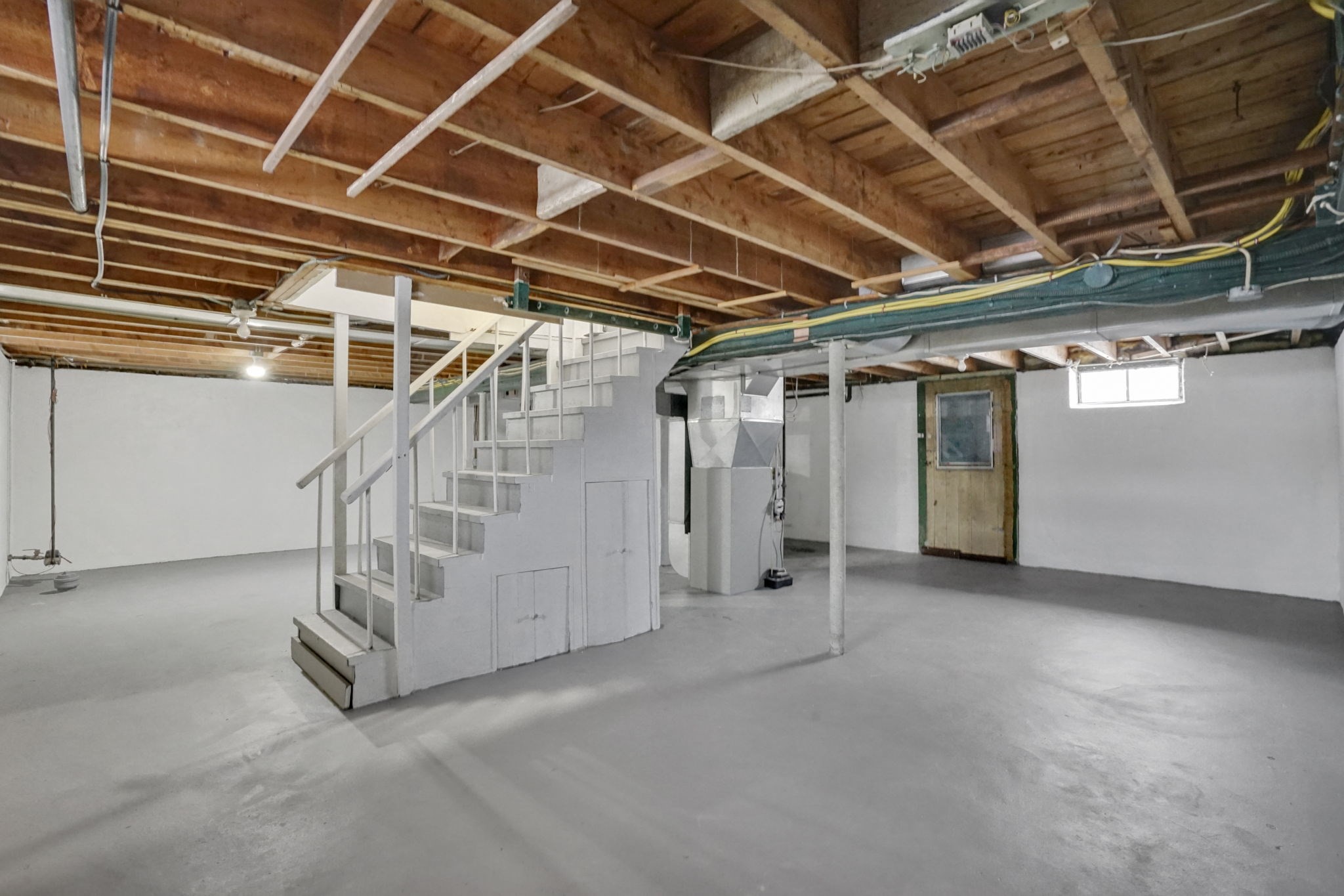 38 Tyrone St, Springfield, MA 01104 - Image 31