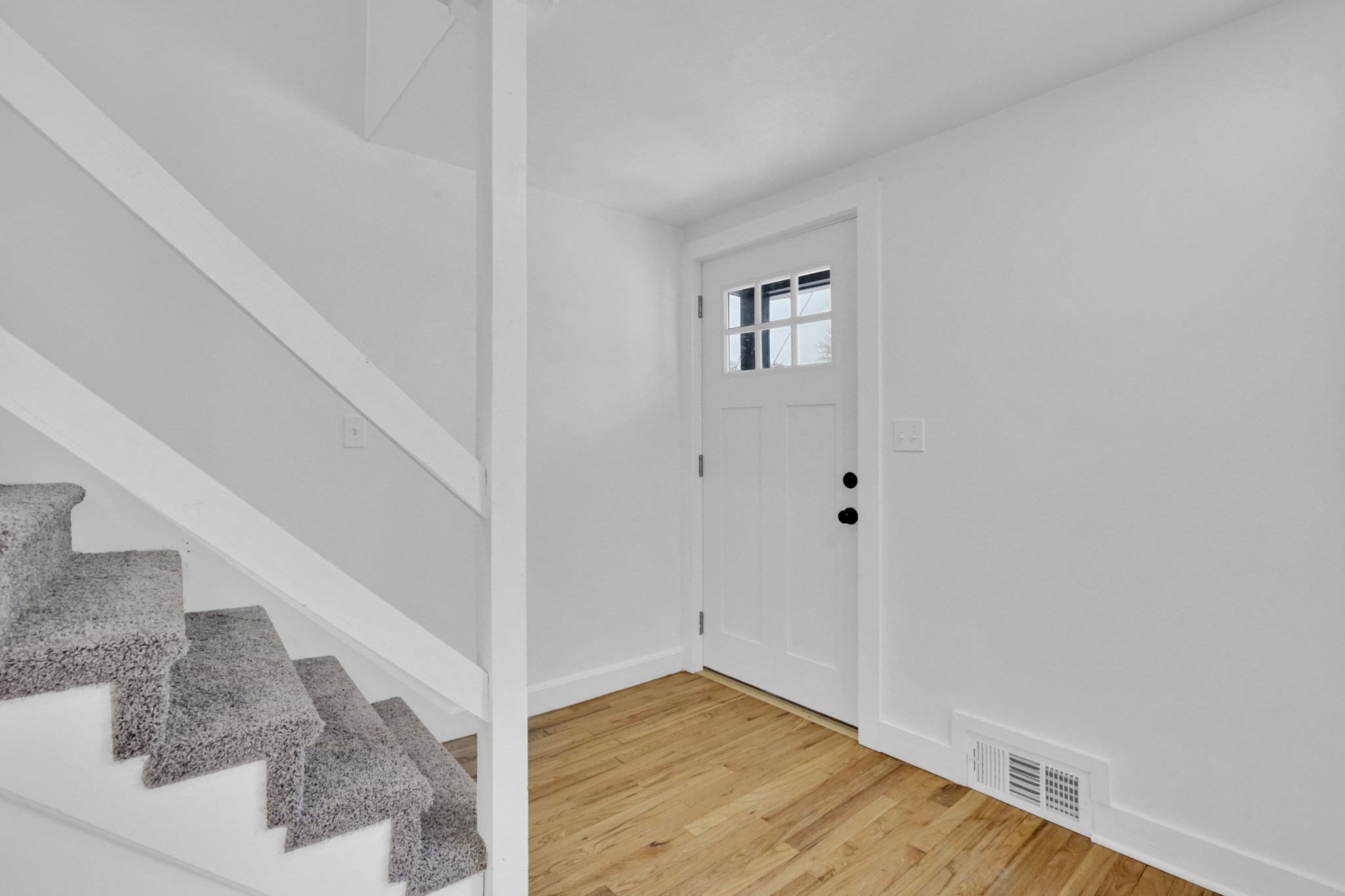 38 Tyrone St, Springfield, MA 01104 - Image 7