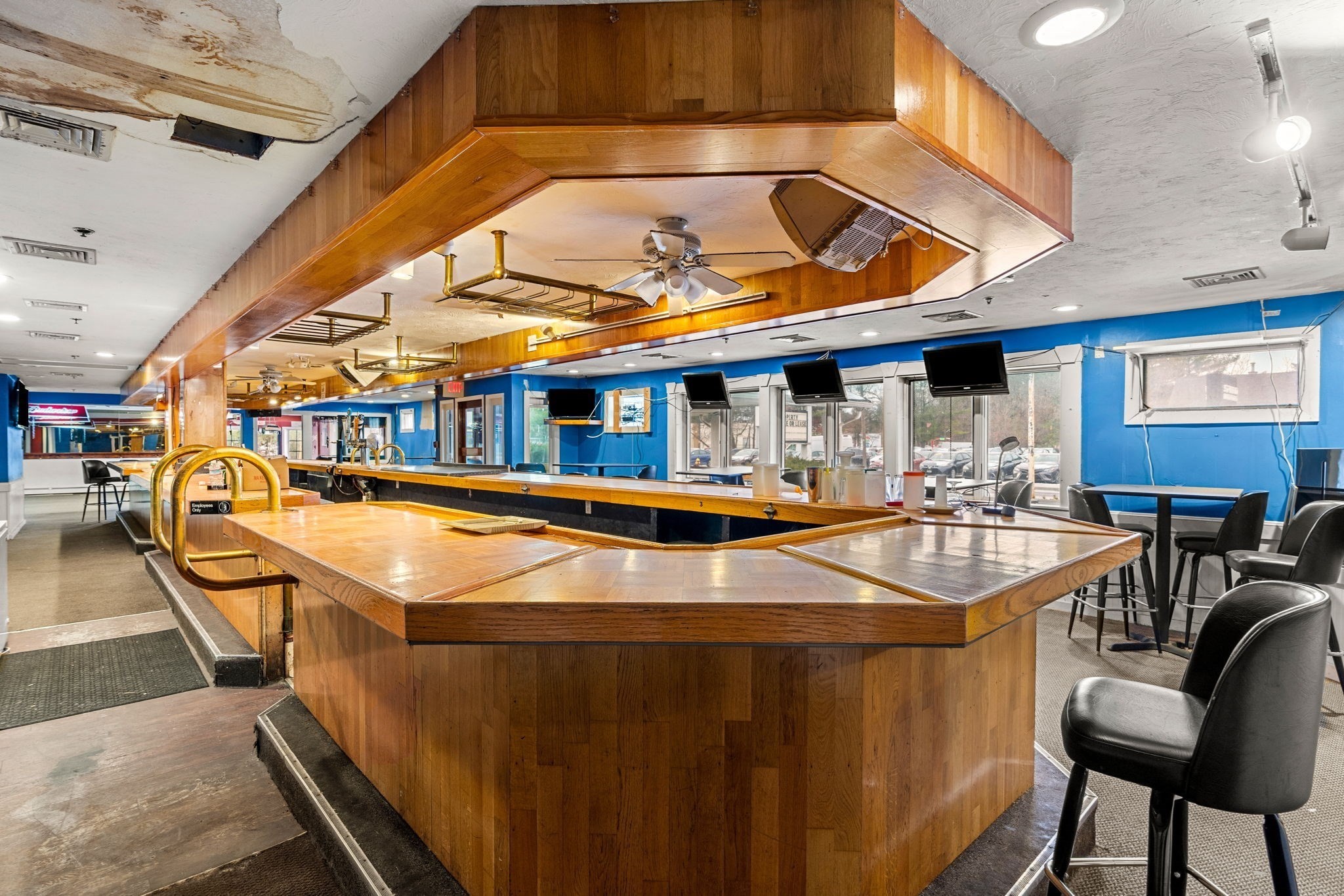 2212 Main St, Tewksbury, MA 01876 - Image 9