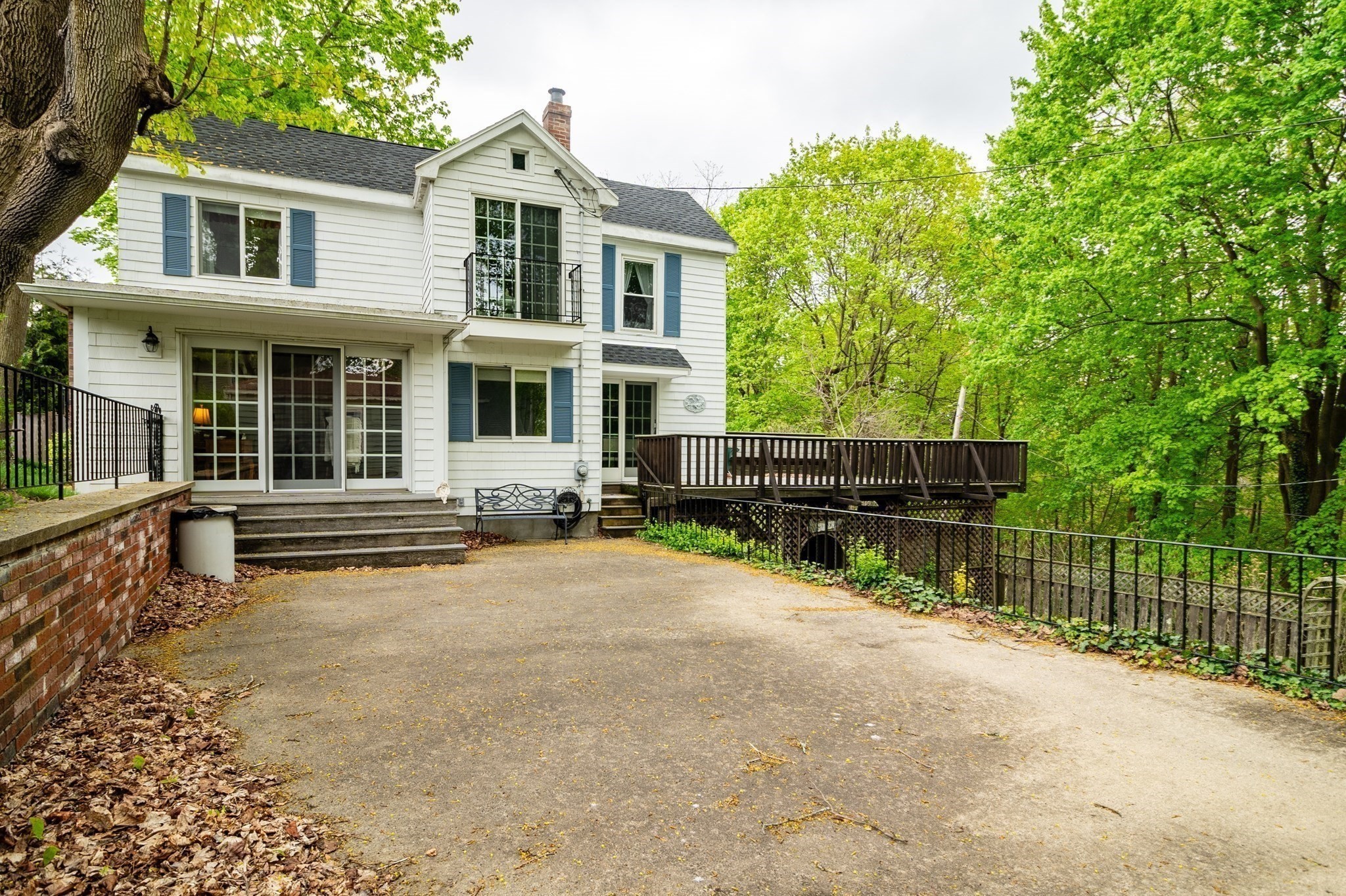 23 Lovett St, Beverly, MA 01915 - Image 4