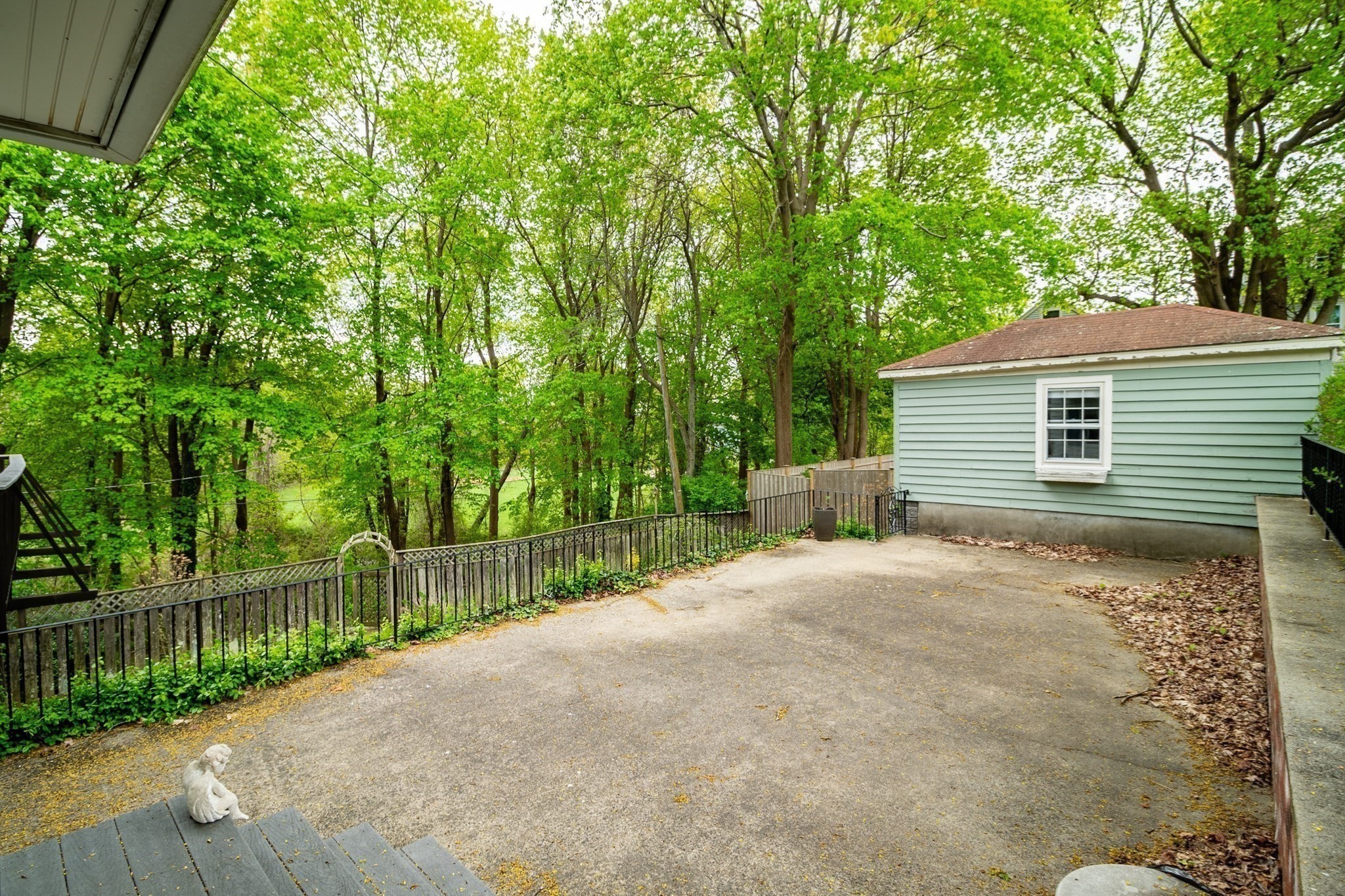 23 Lovett St, Beverly, MA 01915 - Image 5