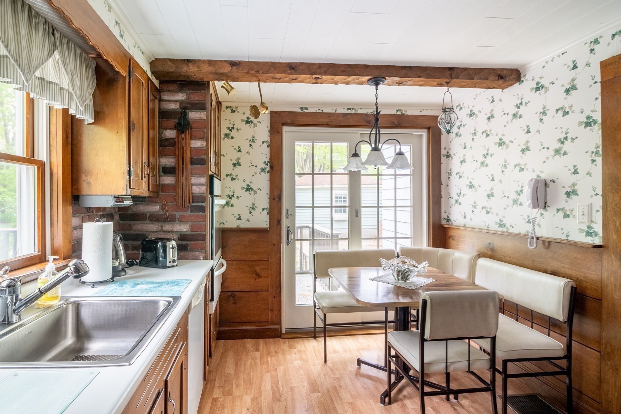 23 Lovett St, Beverly, MA 01915 - Image 7