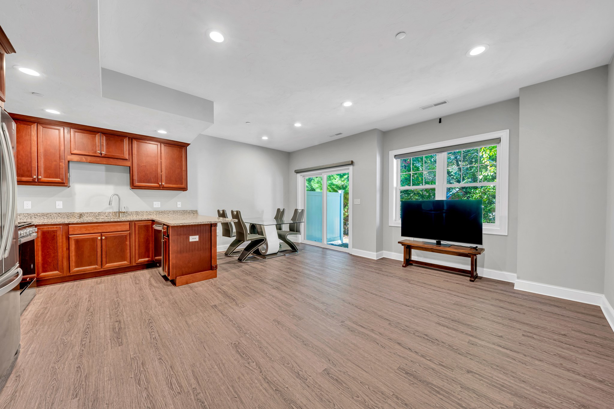 1455 Main St Unit 8, Tewksbury, MA 01876 - Image 5