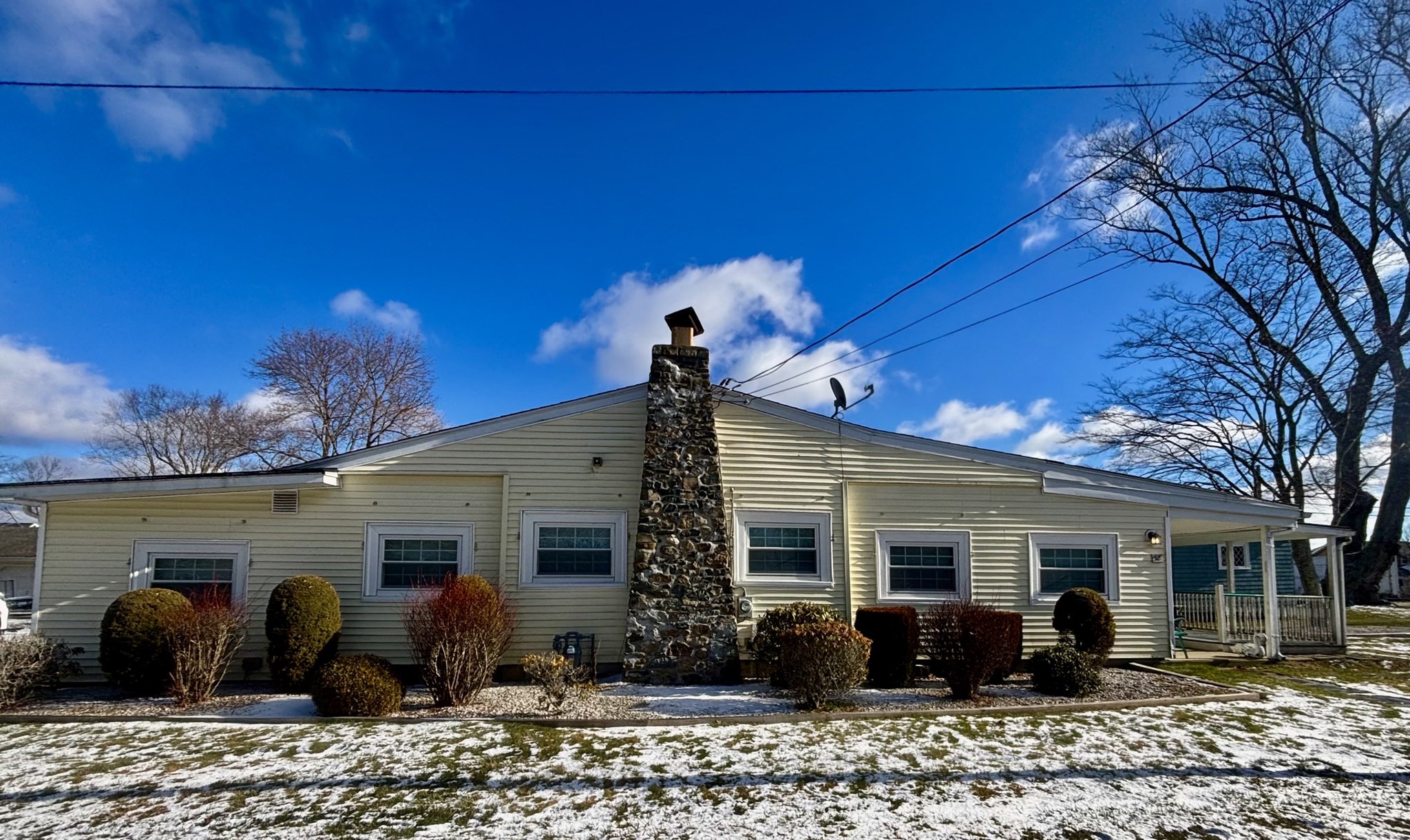52 Touisset Ave, Swansea, MA 02777 - Image 1