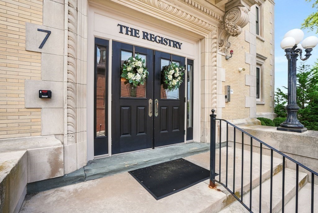 7 Russell St Unit 206, Plymouth, MA 02360 - Image 2