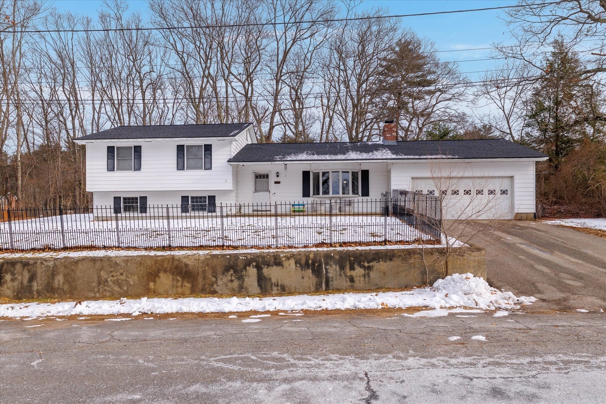 65 Lakeview Ave, Athol, MA 01331 - Image 1