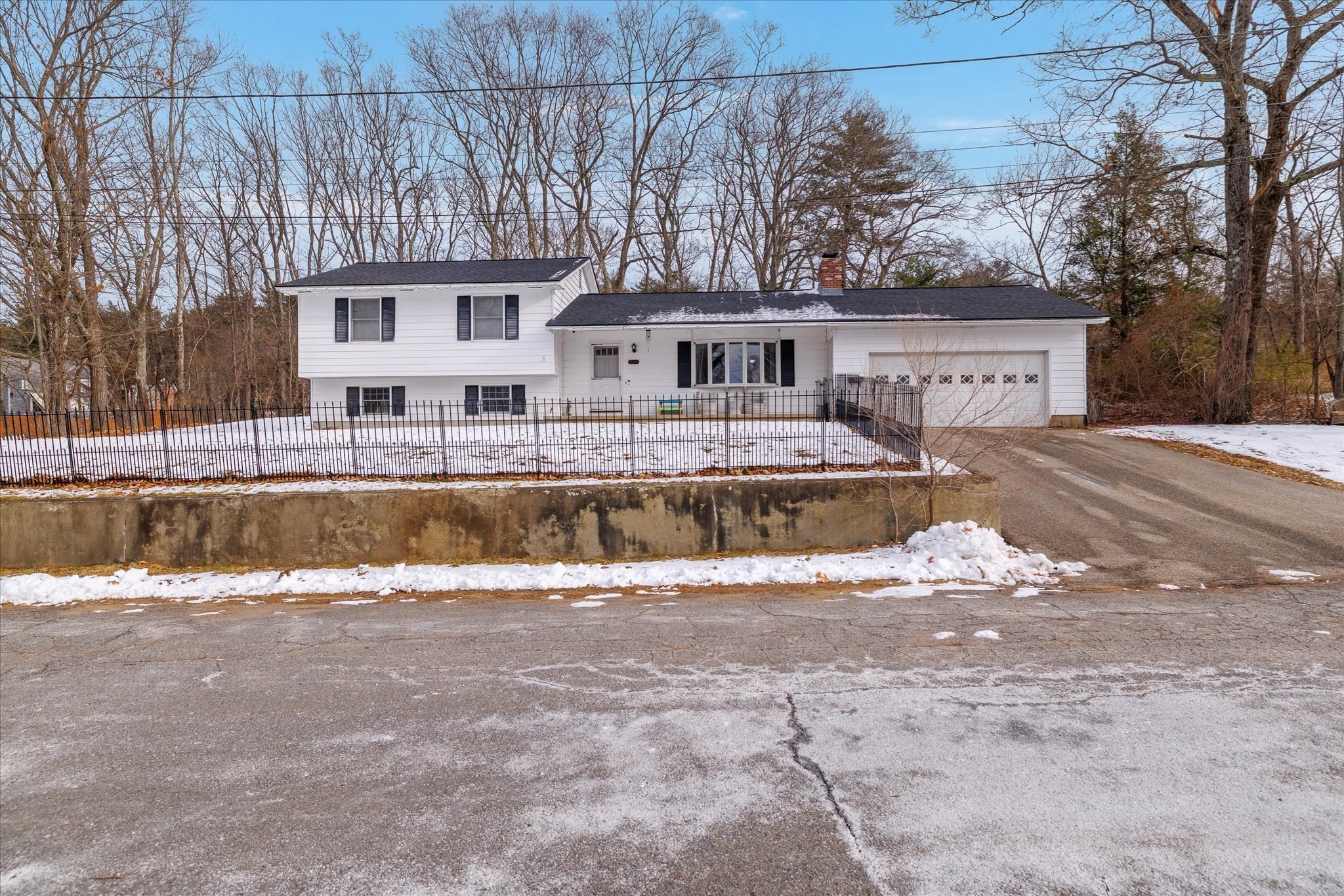 65 Lakeview Ave, Athol, MA 01331 - Image 2