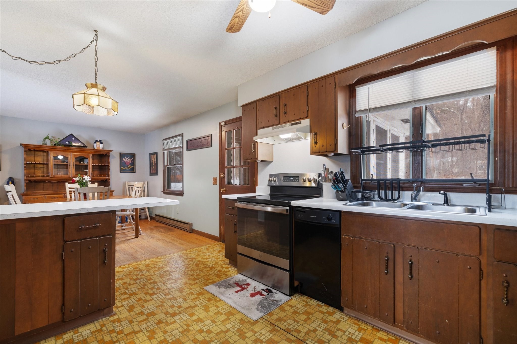 65 Lakeview Ave, Athol, MA 01331 - Image 11