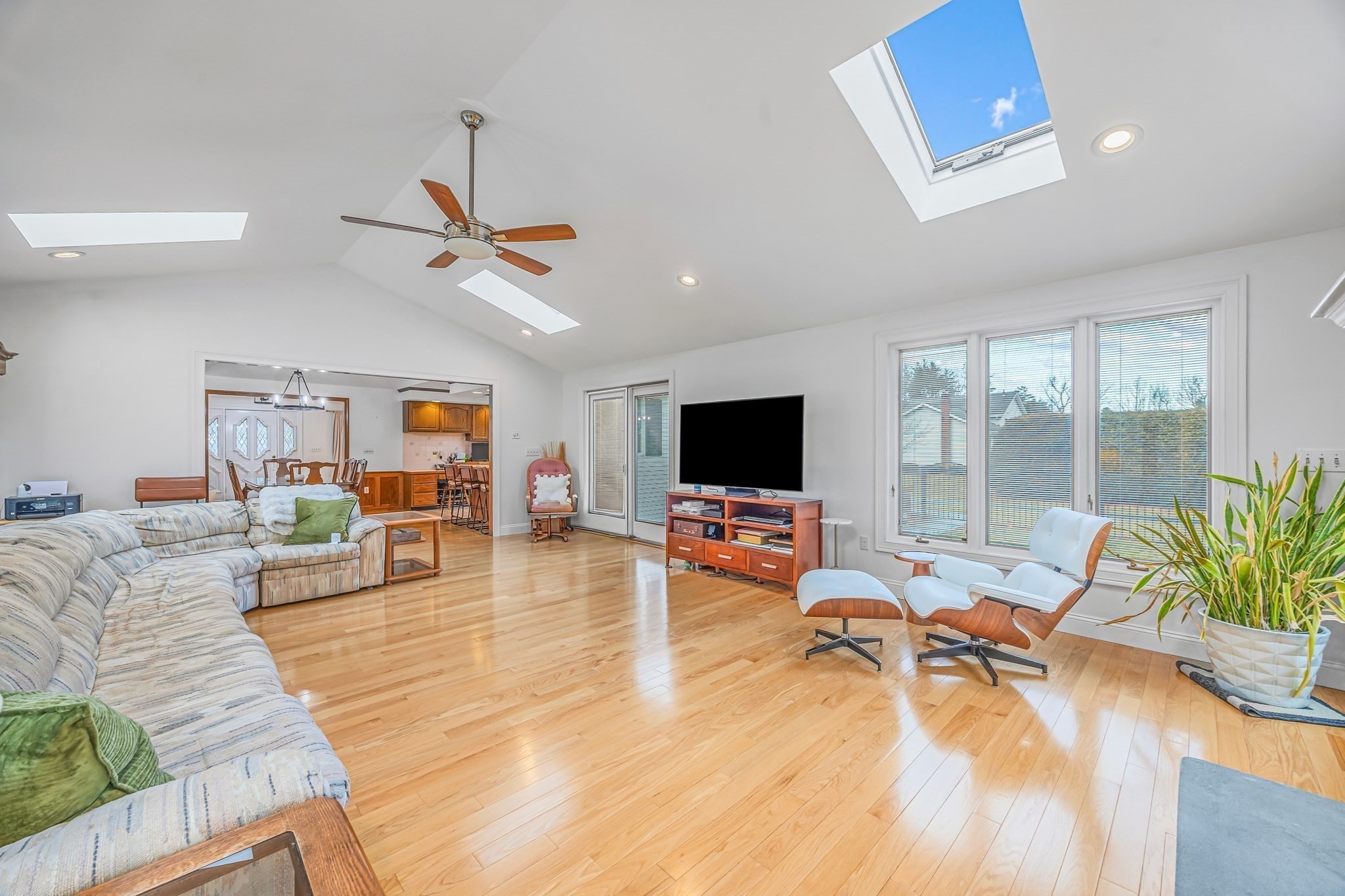 87 Morgan Street, Granby, MA 01033 - Image 11