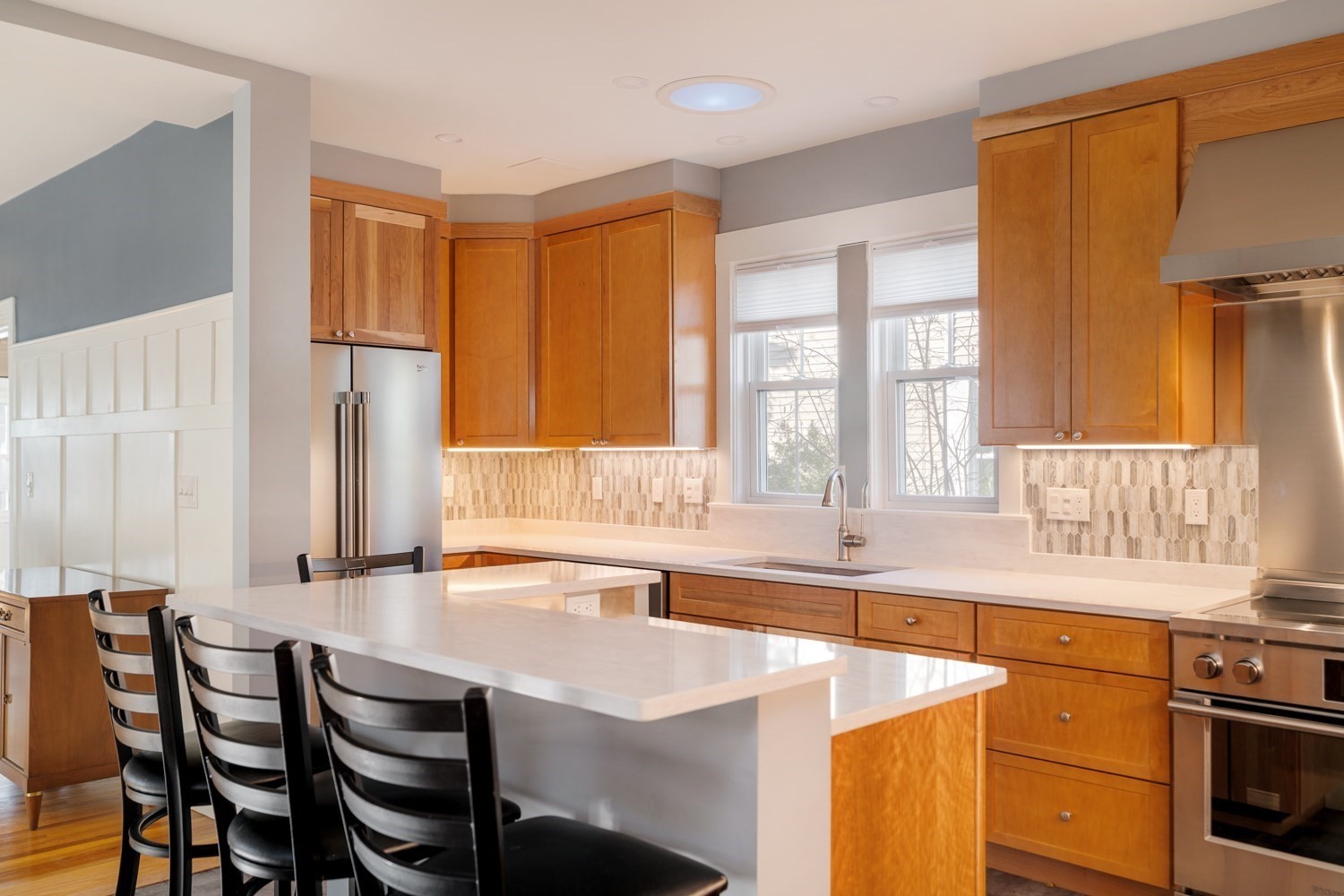 21 Berkeley St, Somerville, MA 02143 - Image 2