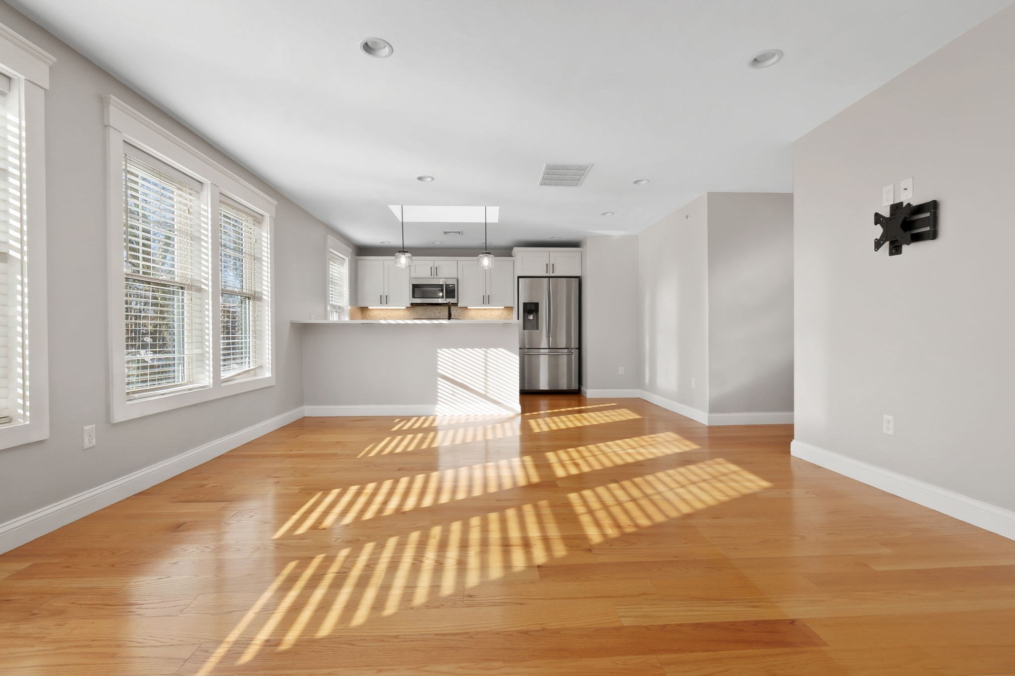 85 Bridge Street Unit 4, Salem, MA 01970 - Image 4