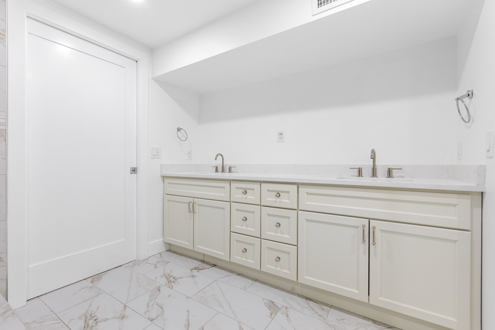 22 Prescott Street Unit 1, Salem, MA 01970 - Image 29