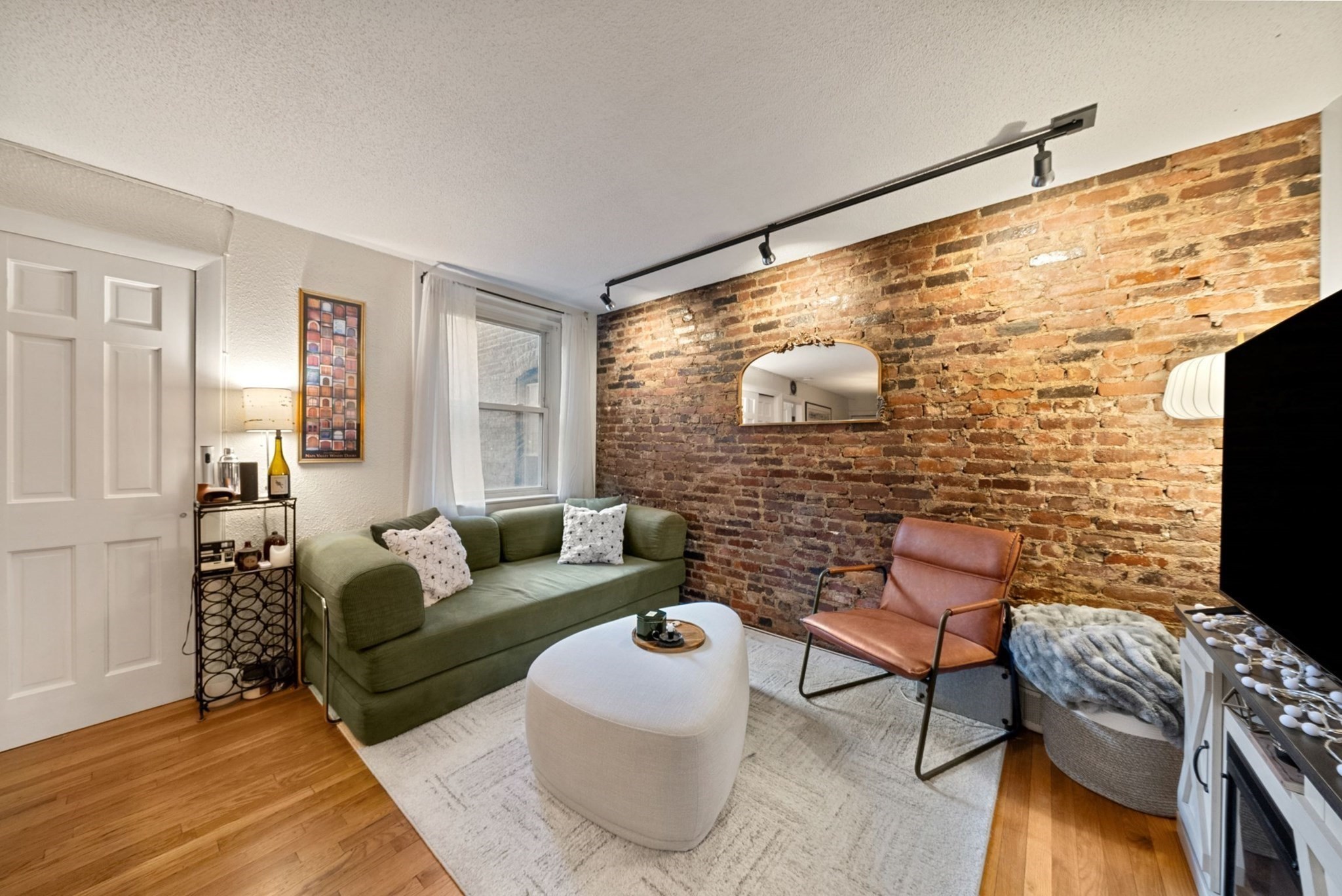 10 Henchman St Unit 2R, North End, Boston, MA 02113 - Image 3
