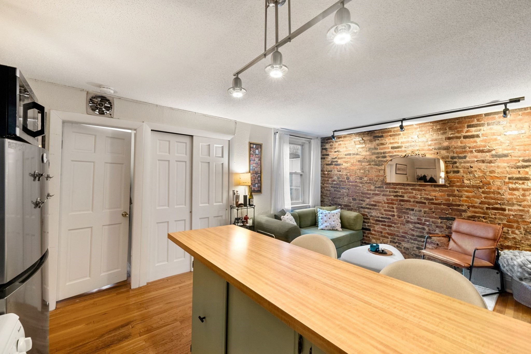 10 Henchman St Unit 2R, North End, Boston, MA 02113 - Image 7