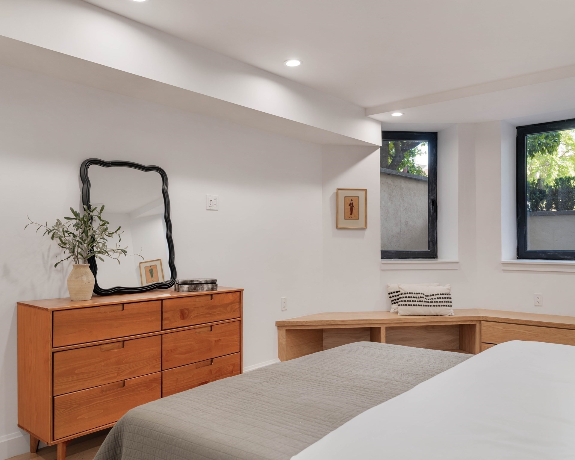 1618 Beacon Unit 1, Brookline, MA 02446 - Image 25