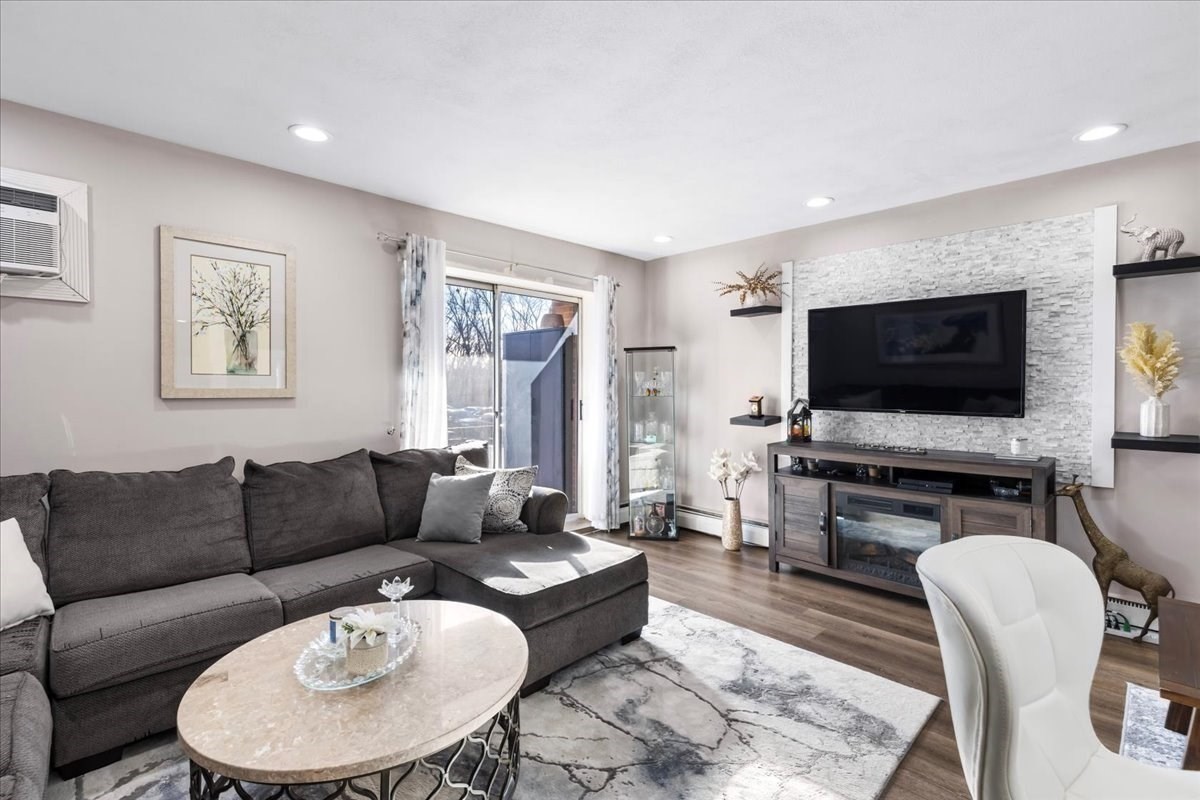 115 Grove St Unit 11.., West Roxbury, Boston, MA 02132 - Image 6