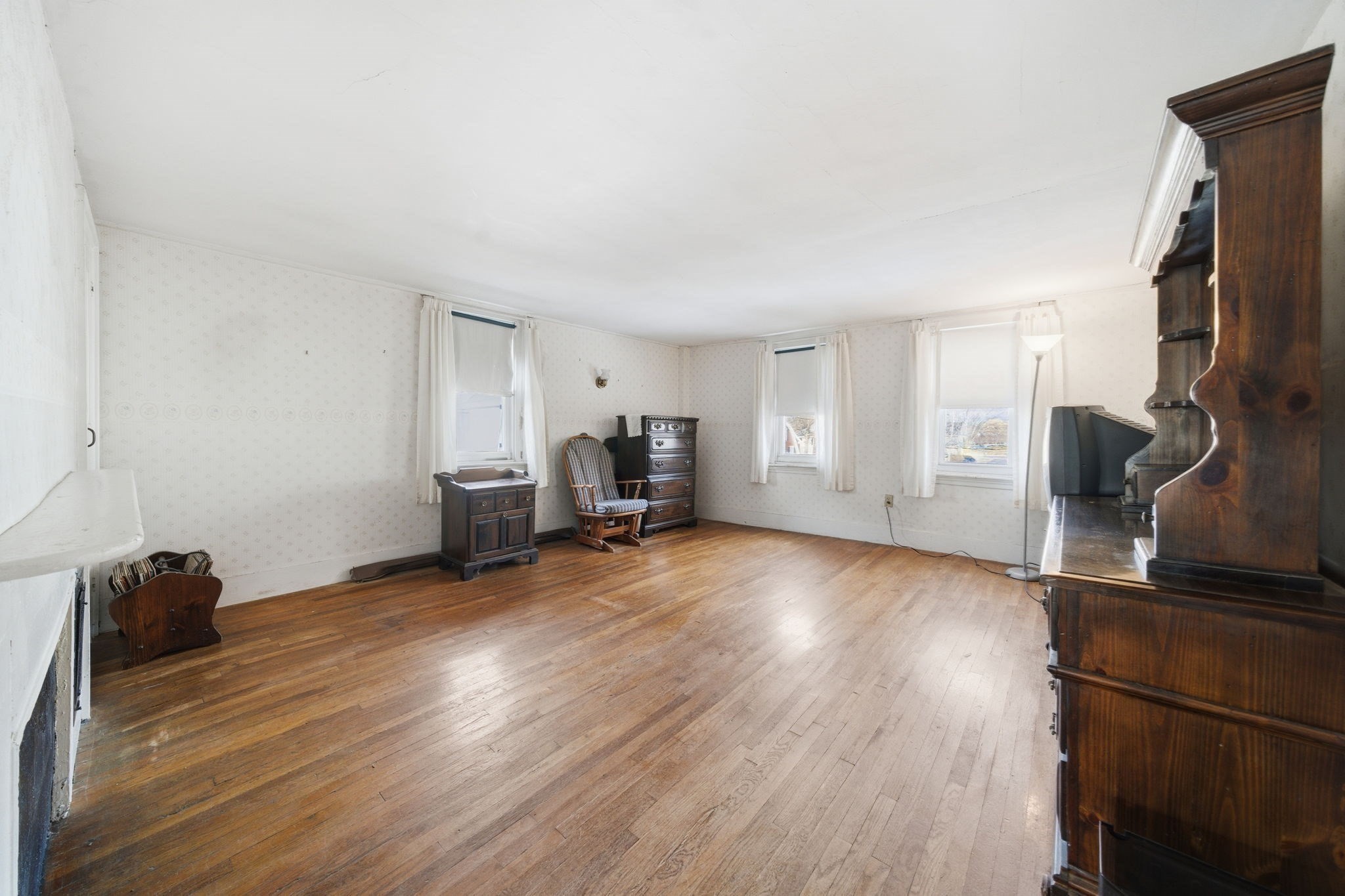 21 Eastern Avenue, Woburn, MA 01801 - Image 24