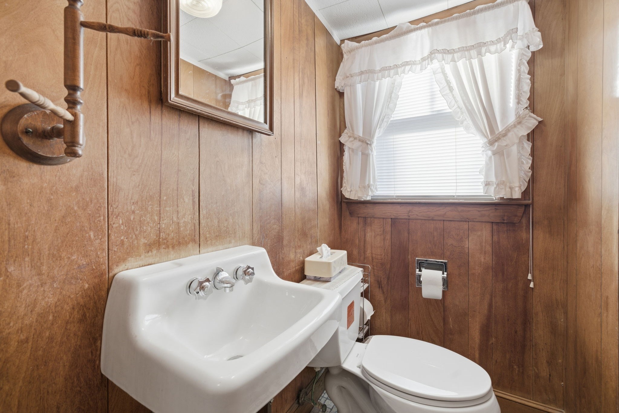 21 Eastern Avenue, Woburn, MA 01801 - Image 5