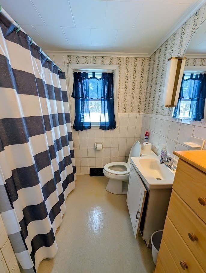 14 Walnut St, Oxford, MA 01540 - Image 27