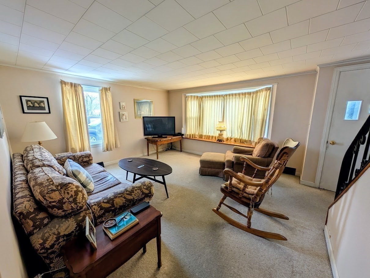 14 Walnut St, Oxford, MA 01540 - Image 28