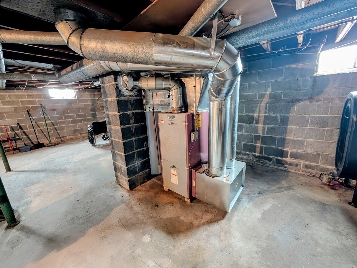 14 Walnut St, Oxford, MA 01540 - Image 32