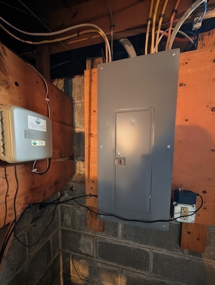 14 Walnut St, Oxford, MA 01540 - Image 36