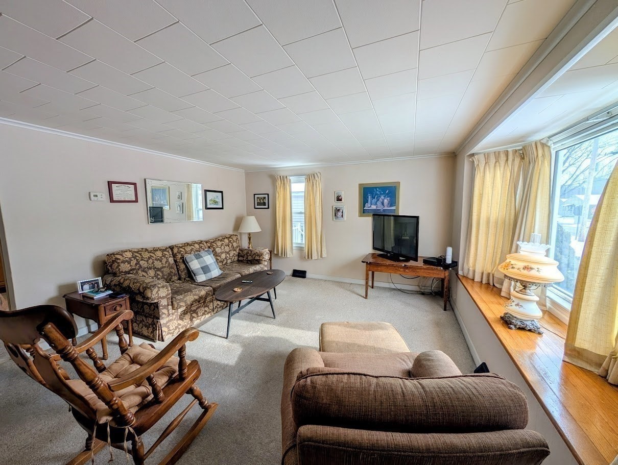 14 Walnut St, Oxford, MA 01540 - Image 7