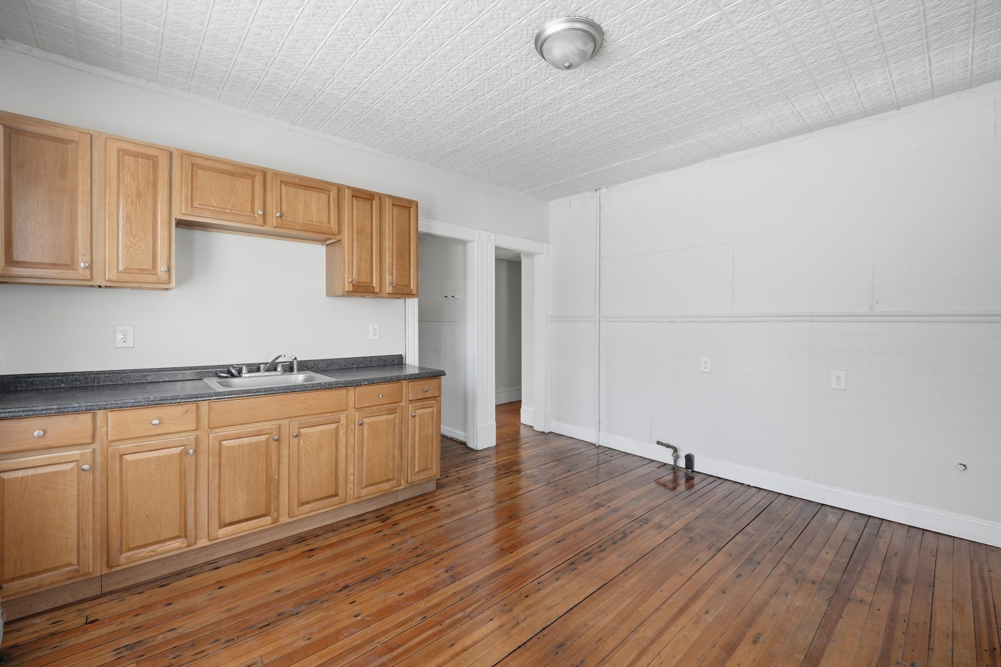 658 Sumner Ave, Springfield, MA 01108 - Image 5