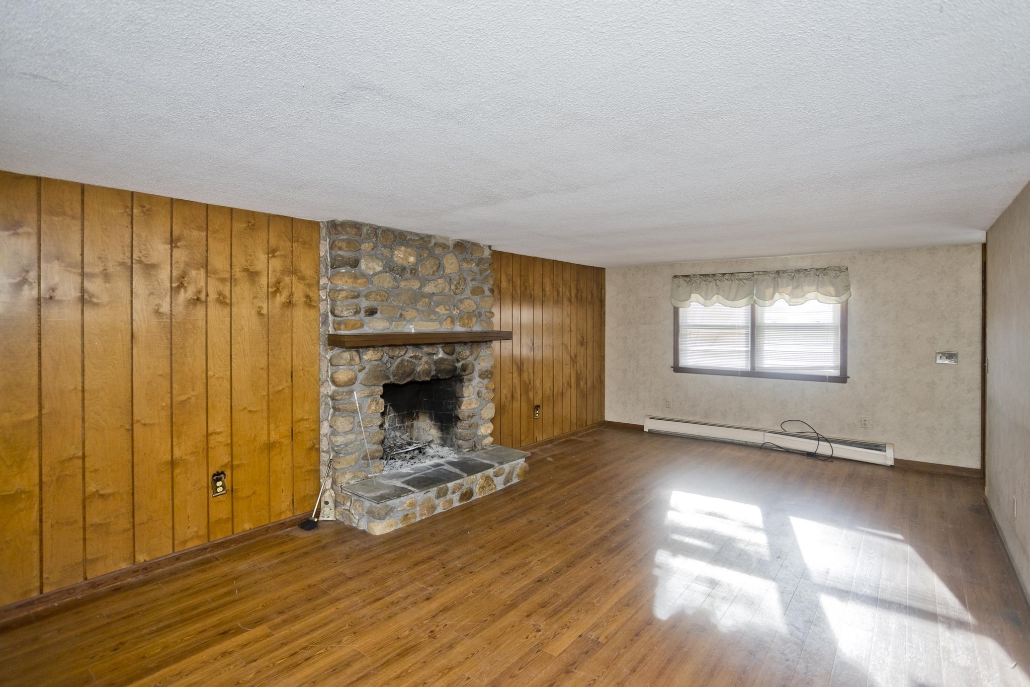46 Maplewood Avenue, Chicopee, MA 01013 - Image 6
