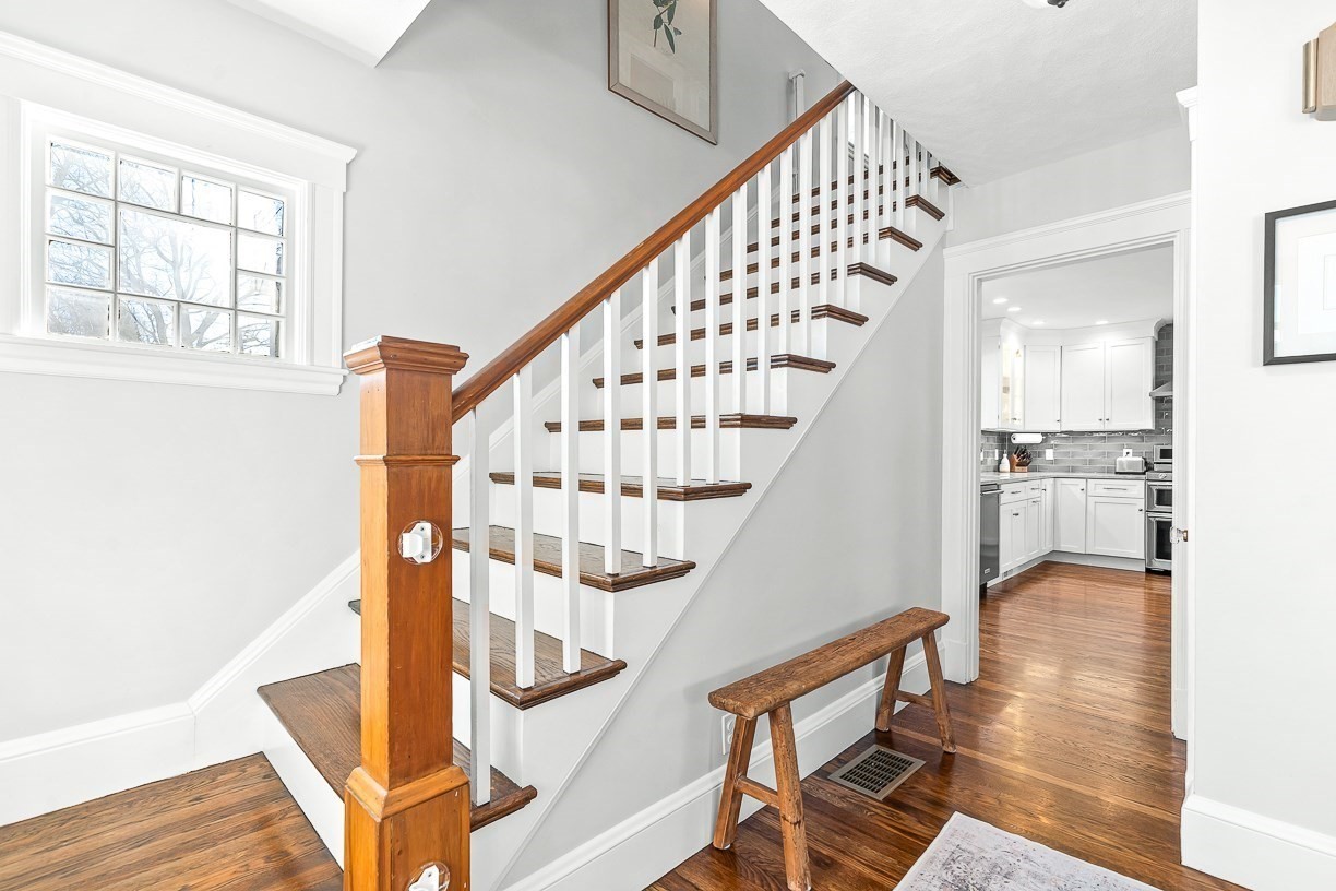 10 Hesseltine Avenue, Melrose, MA 02176 - Image 2