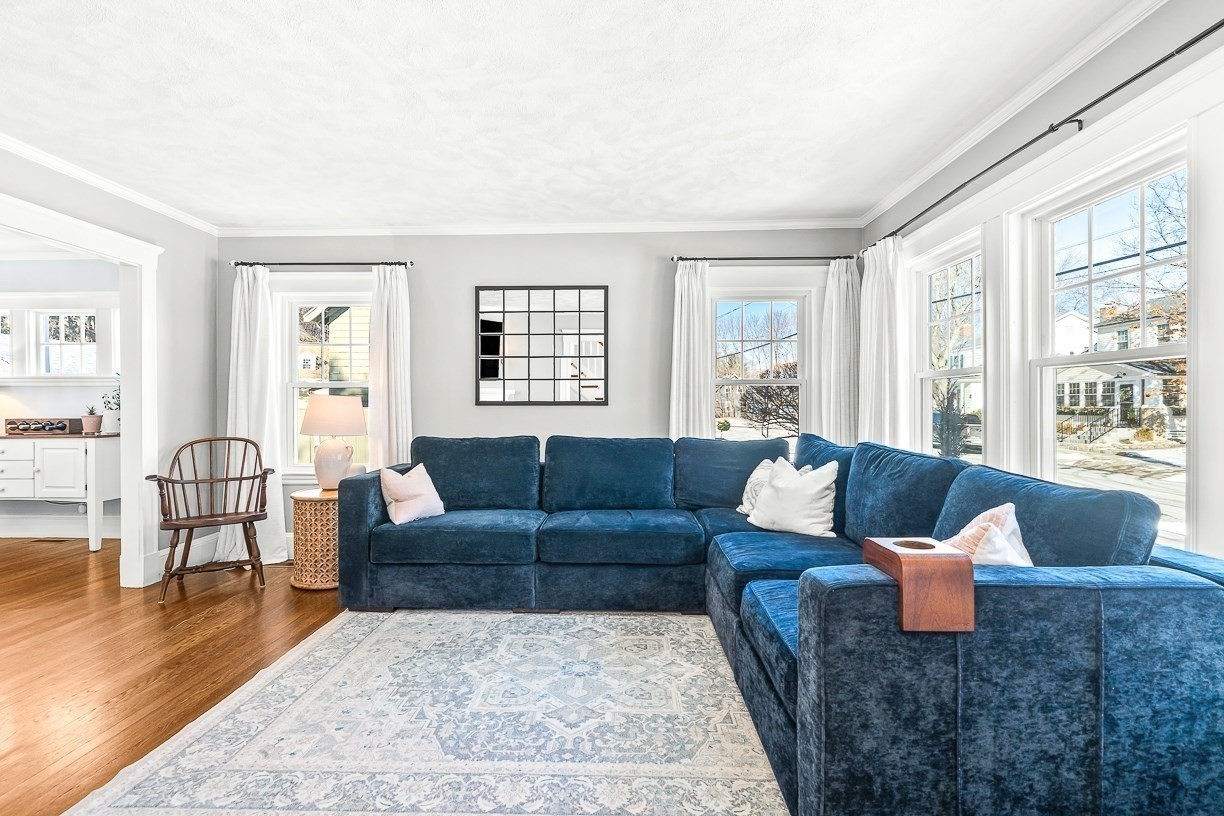 10 Hesseltine Avenue, Melrose, MA 02176 - Image 4